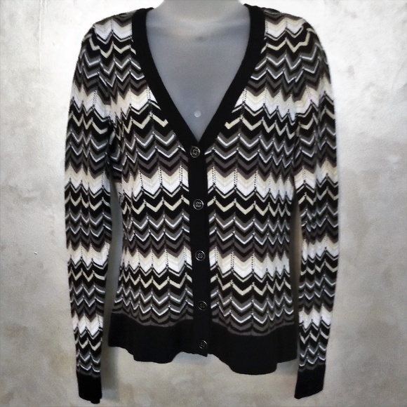 Banana Republic Sweaters - Banana Republic Chevron Cardigan EUC S